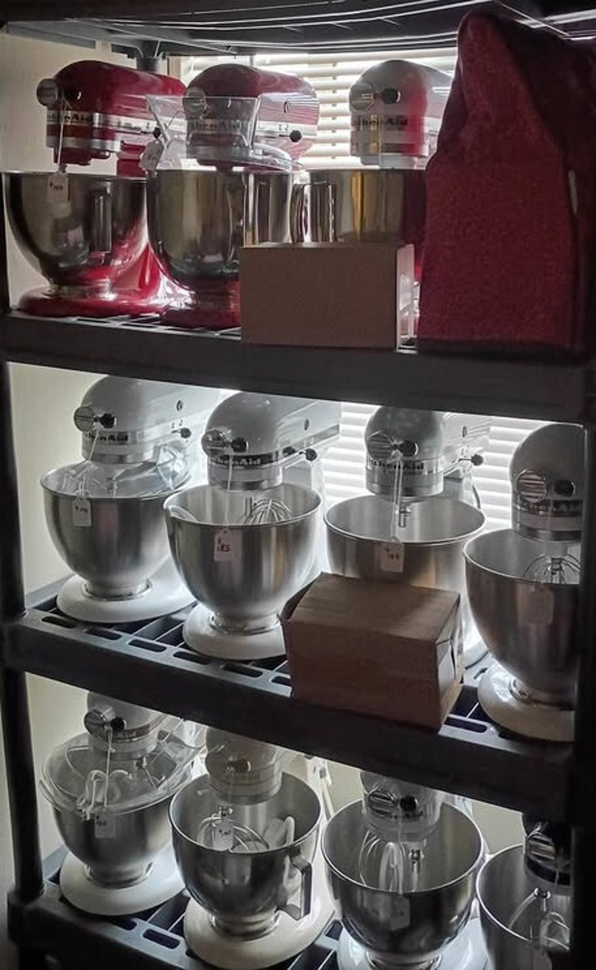 Classic Tilt-head 4.5 qt stand mixer